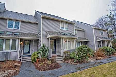606 Maple Brook Rd #606 Bellingham, MA 02019