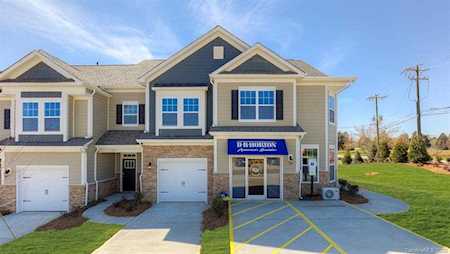 1084 Chicory Trace Lake Wylie, SC 29710