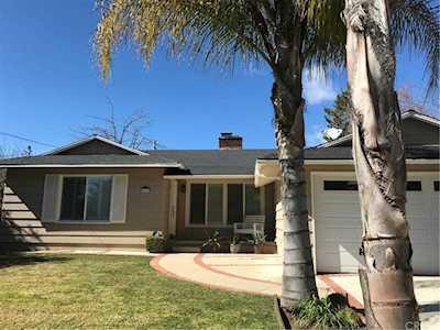 4515 El Camino Corto La Canada Flintridge, CA 91011
