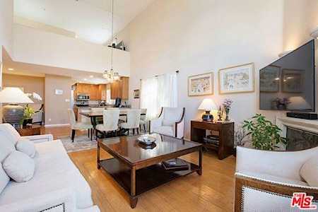 1211 S Shenandoah Street #305 Los Angeles, CA 90035