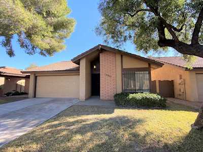 12205 S Paiute Street Phoenix, AZ 85044