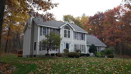 45 Acorn Dr Goffstown, NH 03045