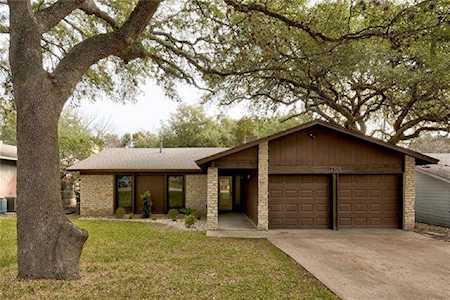 7305 Broken Arrow Ln Austin, TX 78745