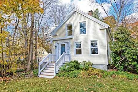 931 Washington Street Holliston, MA 01746