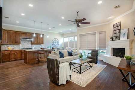 14759 Stanford Court Addison, TX 75254
