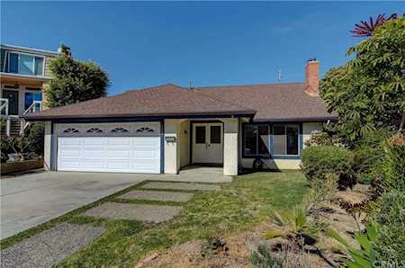 1897 Parkview Circle Costa Mesa, CA 92627