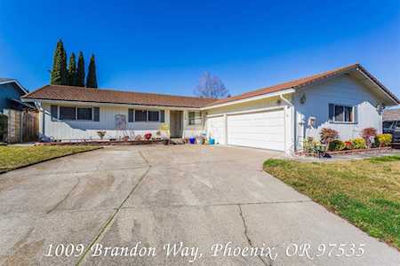 1009 Brandon Way Phoenix, OR 97535