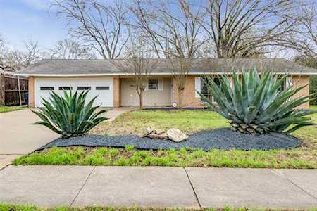 4611 Pack Saddle Pass Austin, TX 78745