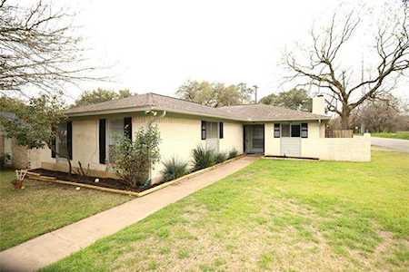 3311 Stardust Dr Austin, TX 78757