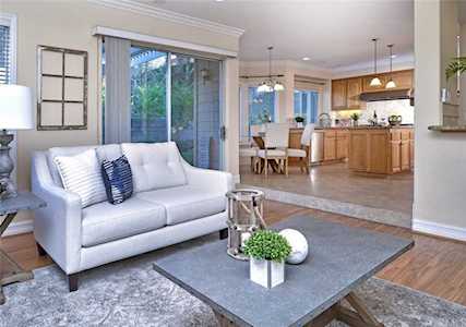 2811 N Roxbury Street Orange, CA 92867