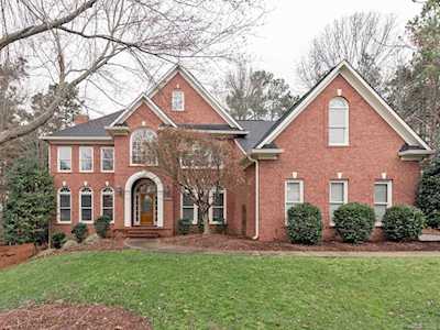 16303 Hampshire Woods Ct Charlotte, NC 28277