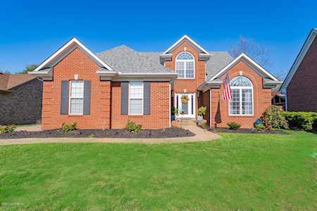 13514 Forest Bend Cir Louisville, KY 40245