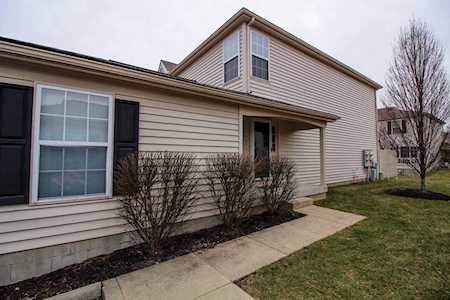 2487 Maxim Lane Columbus, OH 43235