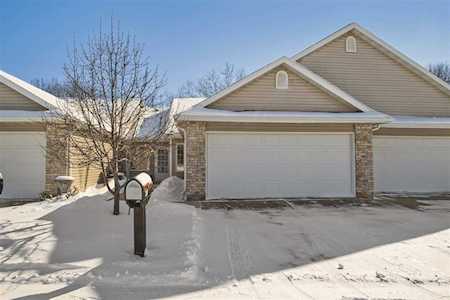 613 Springbrook Cir Deforest, WI 53532