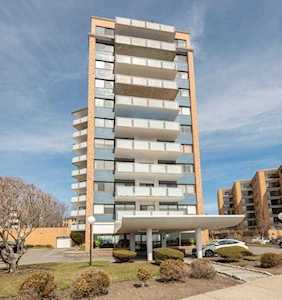 300 Lynn Shore #102 Lynn, MA 01902