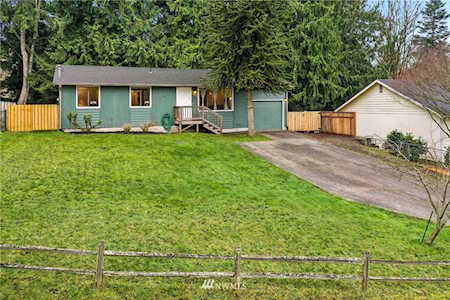 1883 NW Mulholland Blvd Poulsbo, WA 98370