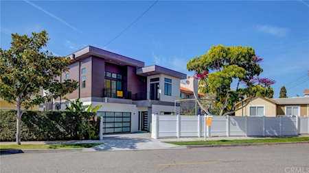 1011 Spencer Street Redondo Beach, CA 90277