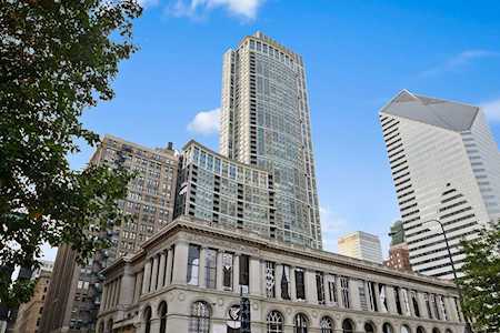 130 N Garland Ct #3501 Chicago, IL 60602