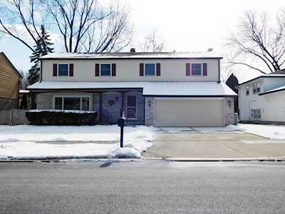 127 University Dr Buffalo Grove, IL 60089