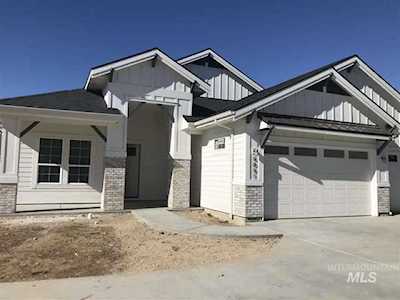 6091 N Colosseum Ave Meridian, ID 83646
