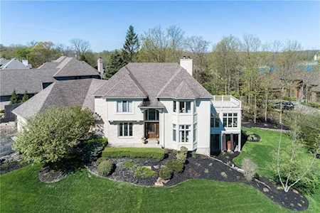 8202 Hunters Place Indianapolis, IN 46236