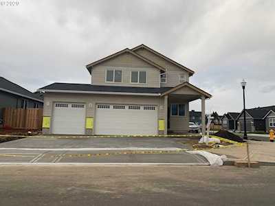 1718 NW 25th Ave Battle Ground, WA 98604