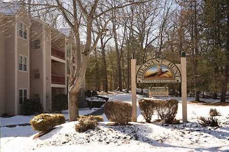 52 Randolph Dr #52 Tewksbury, MA 01876