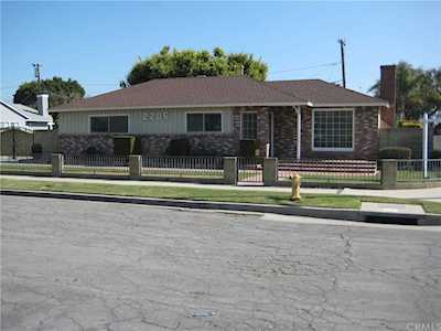 2206 Radnor Avenue Long Beach, CA 90815