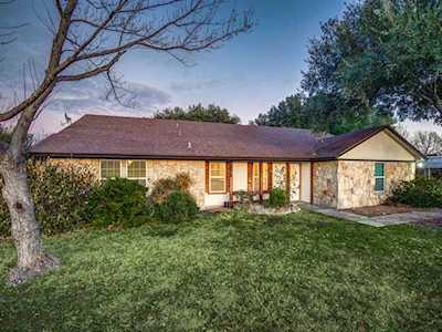 13960 Allen Trail Roanoke, TX 76262
