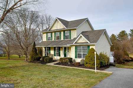 1434 Hallowell Ln New Windsor, MD 21776