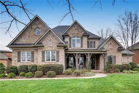 8049 Front Park Circle Huntersville, NC 28078