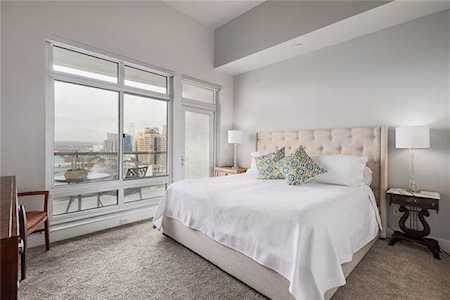 603 Davis St #2202 Austin, TX 78701
