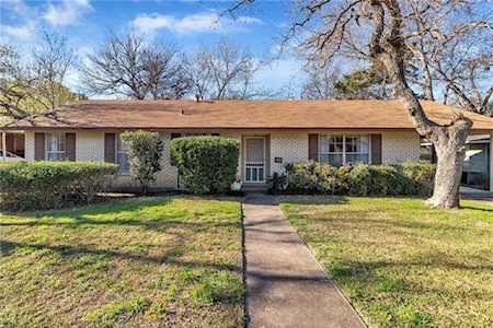 1601 Ashberry Dr Austin, TX 78723
