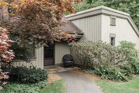 964 Heritage Village #B Southbury, CT 06488