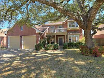 2704 Little Elm Trl Cedar Park, TX 78613