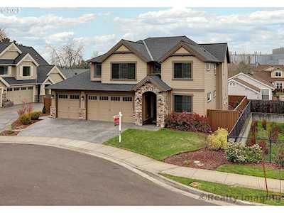 1756 NE Stile Dr Hillsboro, OR 97124