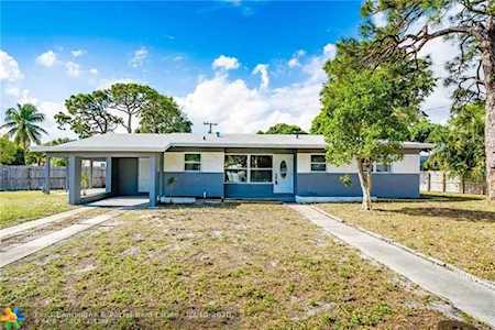 1475 SW 22nd Ave Fort Lauderdale, FL 33312