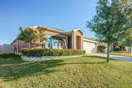 15948 Avenel Way Fort Worth, TX 76177