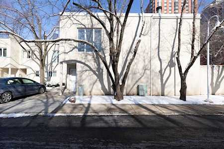 1044 S Plymouth Ct Chicago, IL 60605