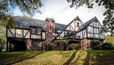 6 Hunt Drive Dover, MA 02030
