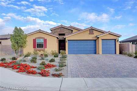 7370 Quaking Aspen St Las Vegas, NV 89149