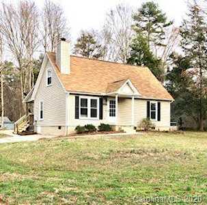 2706 Windsor Chase Dr Matthews, NC 28105