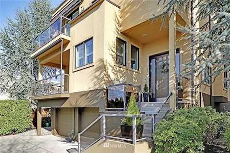 702 Kirkland Ave Kirkland, WA 98033