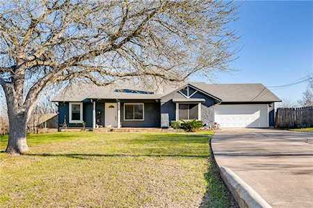 12205 Mustang Dr Buda, TX 78610