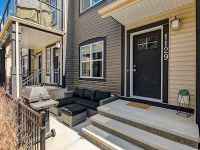 1129 Mckenzie Towne Row SE Calgary, AB T2Z 1E2