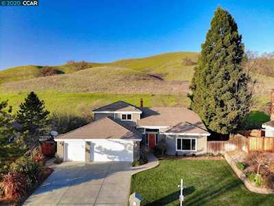 1024 Hill Meadow Pl Danville, CA 94526
