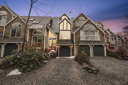 19 Deer Path #19 Hudson, MA 01749
