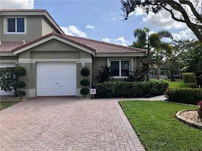 12544 NW 56th St #12544 Coral Springs, FL 33076