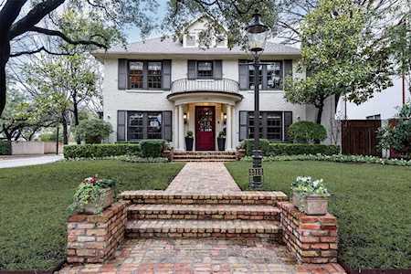 3318 Saint Johns Drive Highland Park, TX 75205