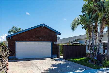 1512 Lakeside Lane Huntington Beach, CA 92648